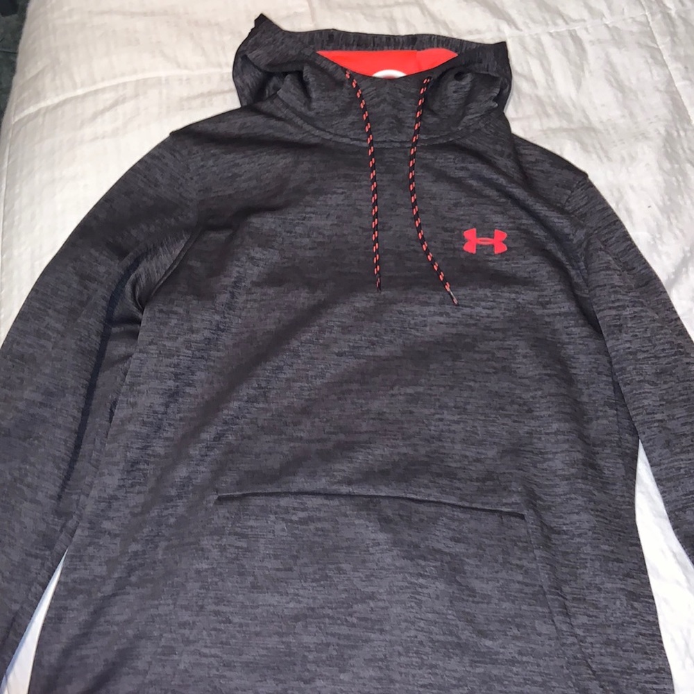 men’s under armour sweatshirt